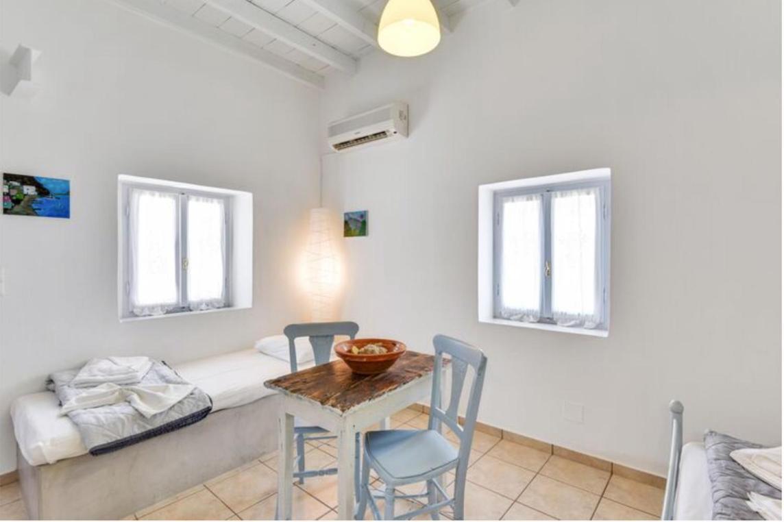 Traditional Cycladic House 特里皮蒂 外观 照片
